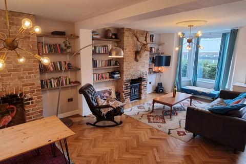 4 bedroom terraced house for sale, Eaton Road, Margate, CT9