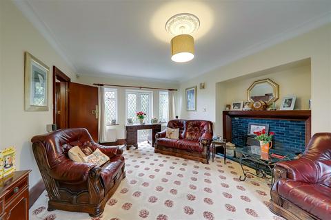 4 bedroom detached house for sale, Upper Brighton Road, Worthing, BN14