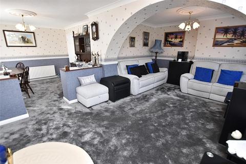 undefined, Peaks Avenue, Grimsby DN36