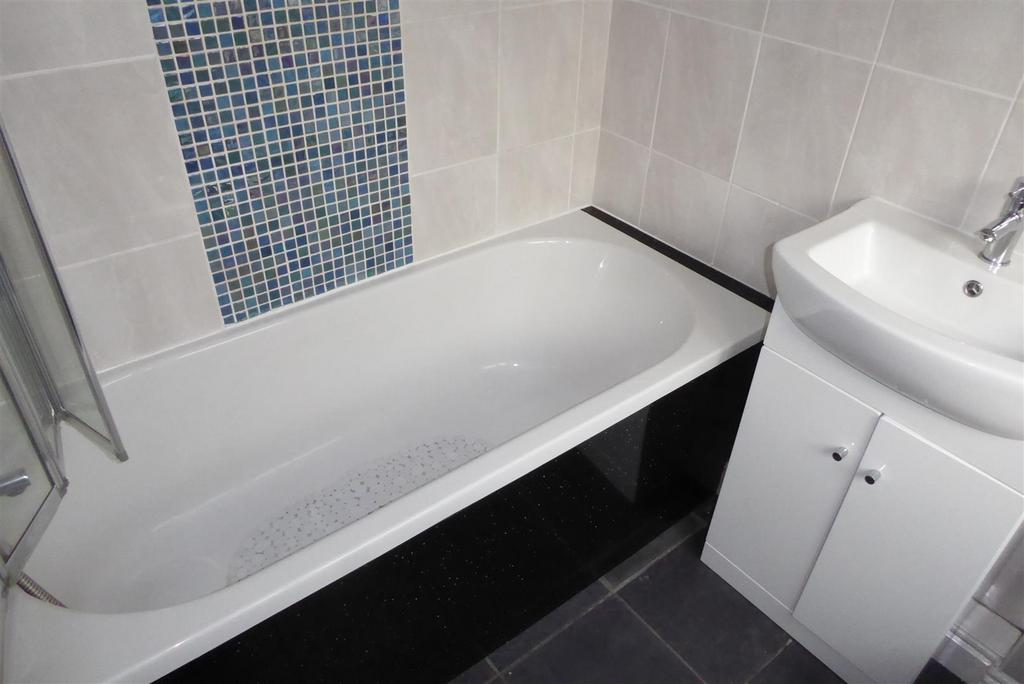 Ground floor bathroom