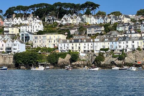 45 Esplanade, Fowey, PL23 1HZ