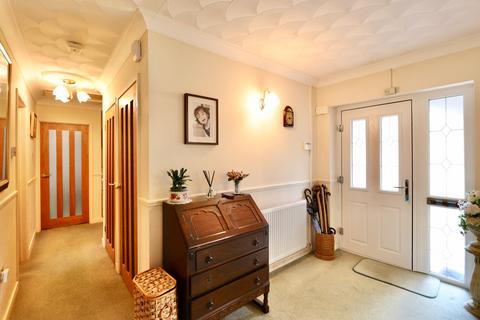 4 bedroom detached bungalow for sale, High Street, Pengam, NP12