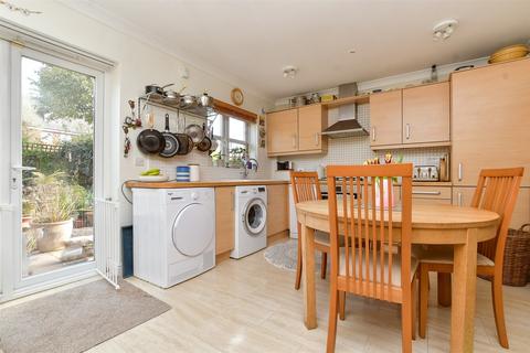 1 Berwick Gardens, Sutton, SM1 3SZ