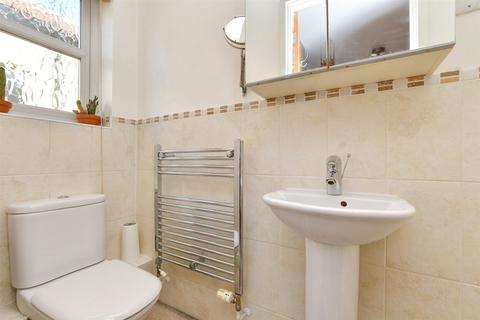1 Berwick Gardens, Sutton, SM1 3SZ
