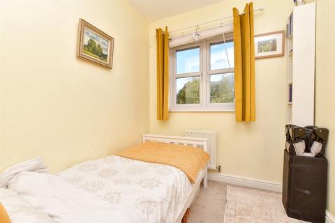 1 Berwick Gardens, Sutton, SM1 3SZ
