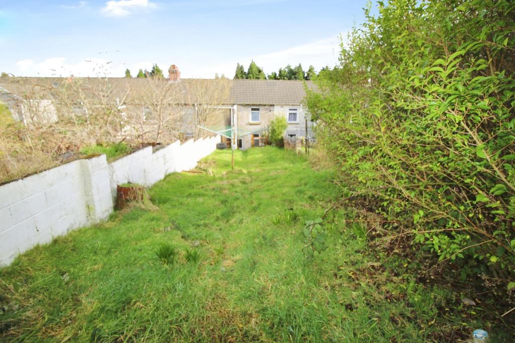 Rear garden to house