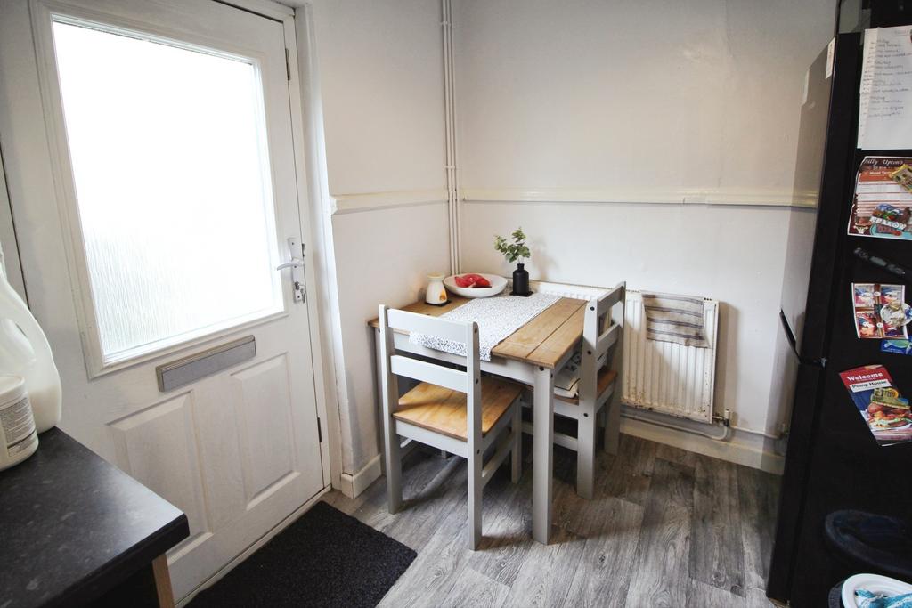 Dining area.JPG