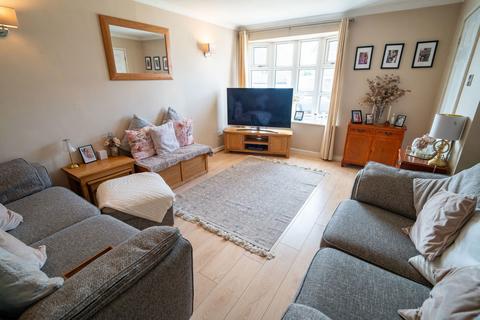 5 Dordon Close, Shirley, Solihull, B90 1AH