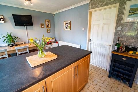 5 Dordon Close, Shirley, Solihull, B90 1AH