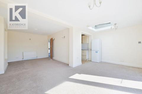 1 Fairfield Way, Epsom, KT19 0EF