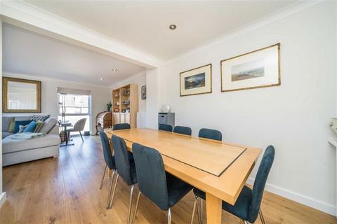 9 Ditton Reach, Thames Ditton, KT7 0XB