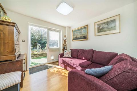 9 Ditton Reach, Thames Ditton, KT7 0XB