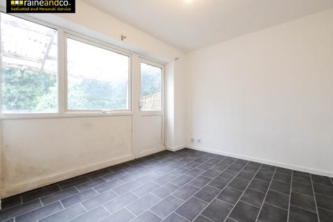 2 bedroom terraced house for sale, Rickfield Close, Hatfield