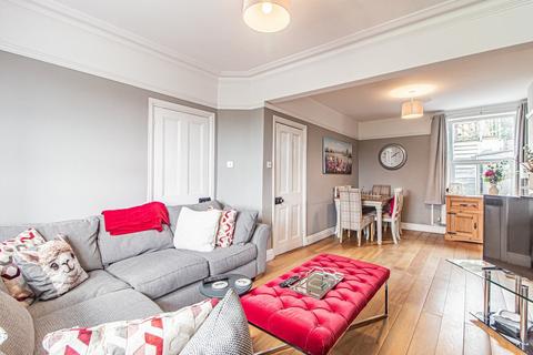 2 Alexandra Terrace, Llantwit Fardre, Pontypridd, CF38 2HN