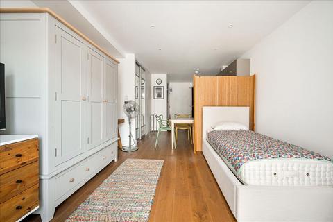 Studio to rent, Westworth House, 1 Down Place, London, W6