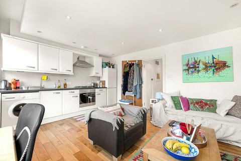 2 bedroom flat for sale, Endymion Road, SW2