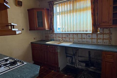 3 bedroom bungalow for sale, Teasdale Close, Chadderton