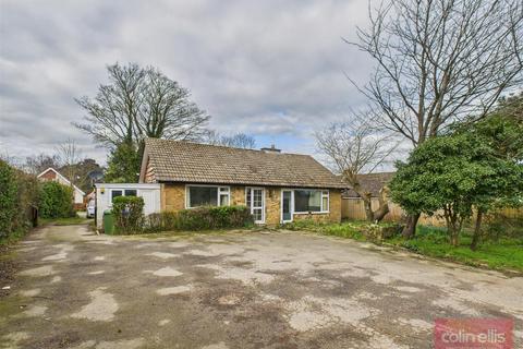 3 bedroom detached bungalow for sale, Limestone Road, Scarborough