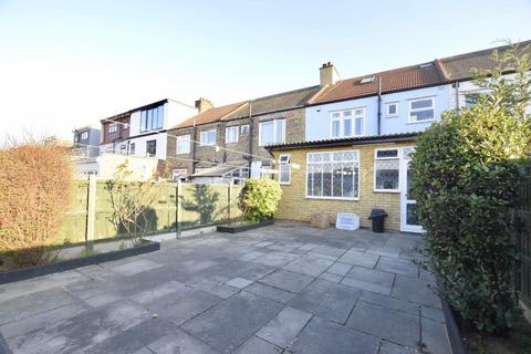 4 bedroom terraced house to rent, Sandford Road, East Ham, E6
