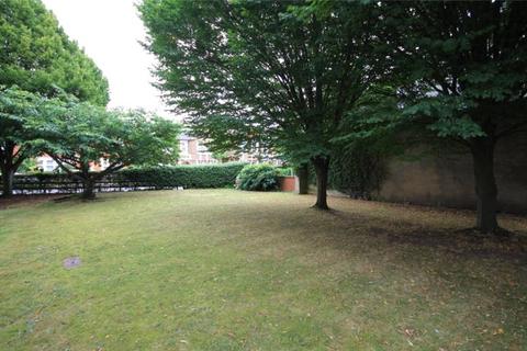 53 Langham Gardens, London, W13 8PZ