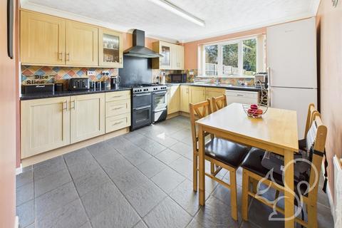 46 Davidson Close, Great Cornard, Sudbury, CO10 0YU