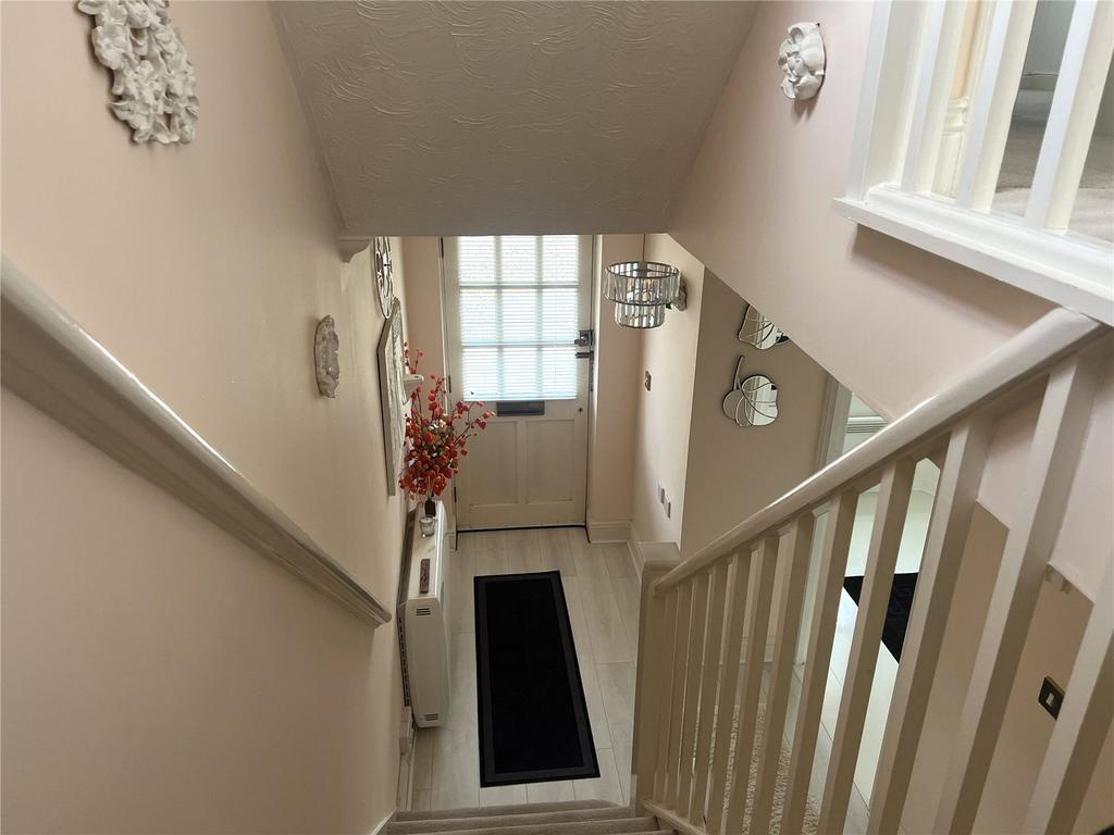 Hall/Stairs