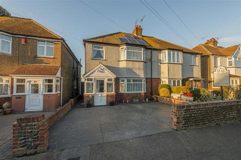 4 bedroom semi-detached house for sale, Orchard Road, Margate