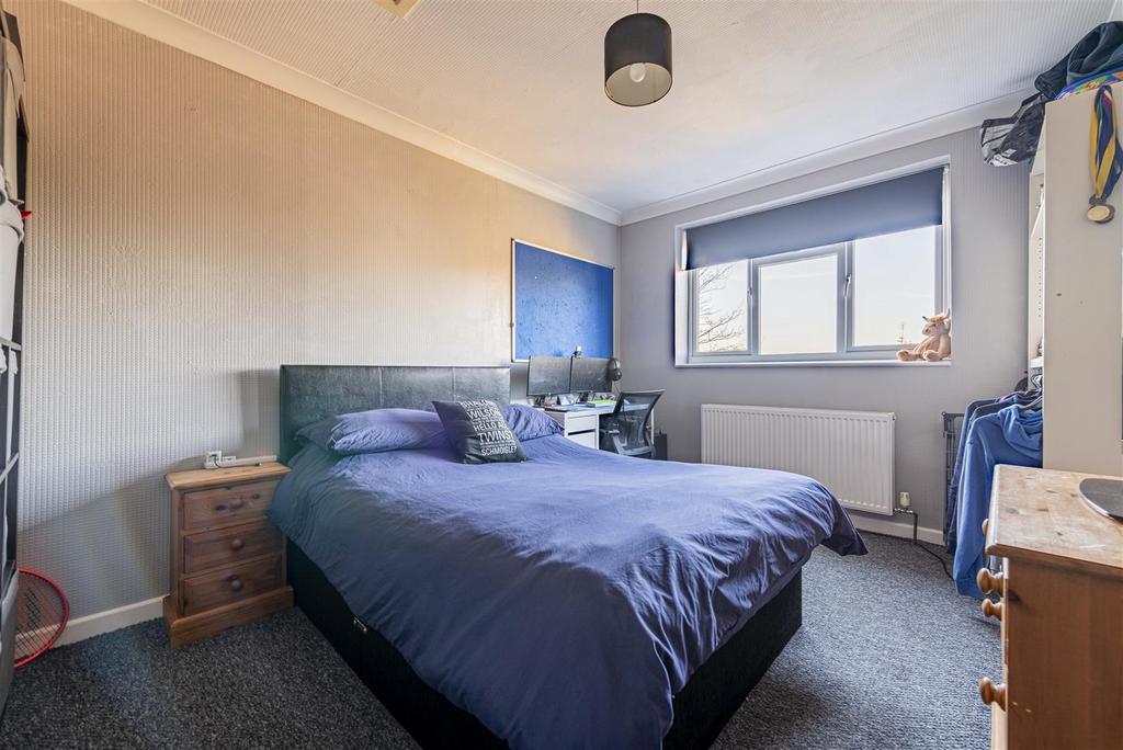 Orchard Road, Westbrook - 4 bedroom semi detached