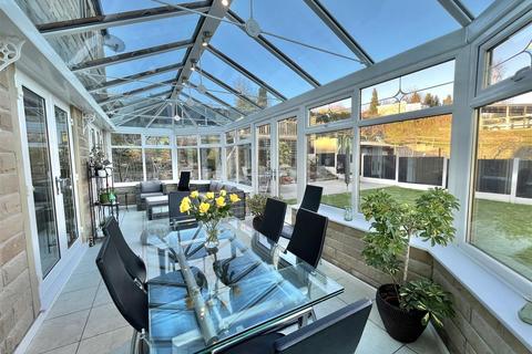 4 bedroom detached house for sale, New Road, Tintwistle, Glossop