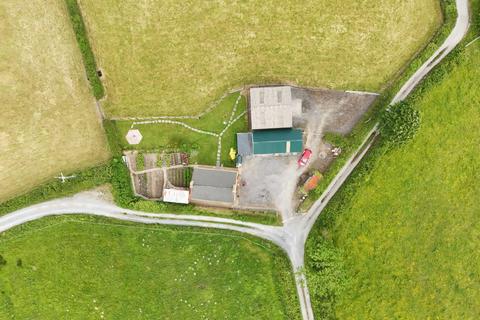 4 bedroom property with land for sale, Whitland SA34
