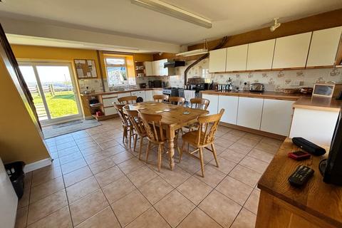4 bedroom property with land for sale, Whitland SA34