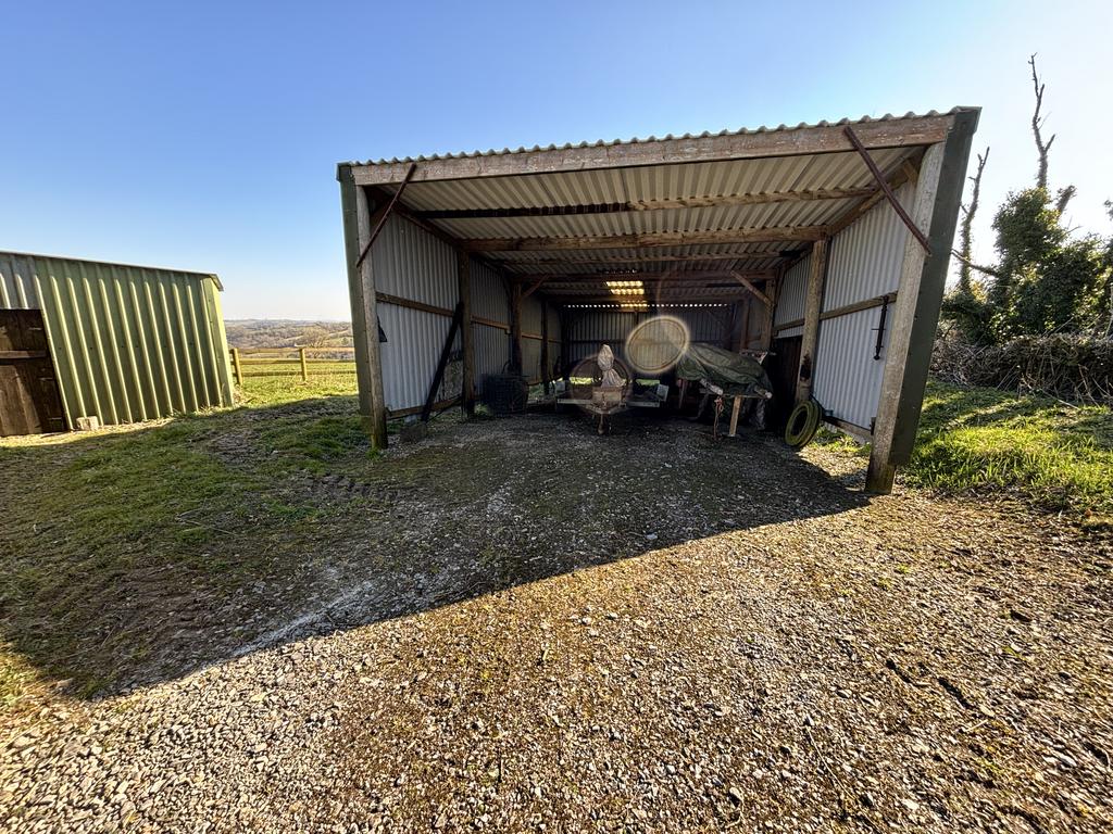 Externally &amp; Outbuildings