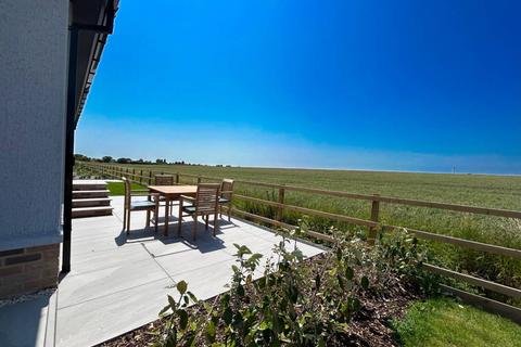 2 bedroom lodge for sale, St Osyth Essex