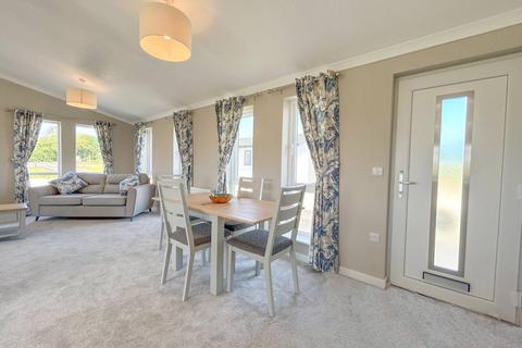 2 bedroom lodge for sale, St Osyth Essex