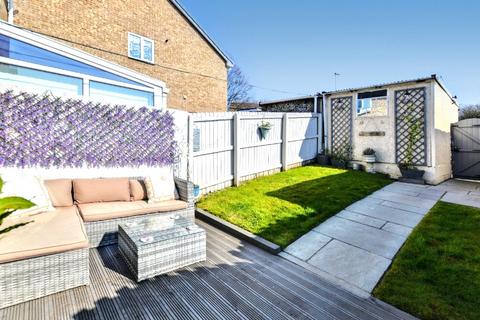 16 Chestnut Walk, Wakefield, WF2 0TX