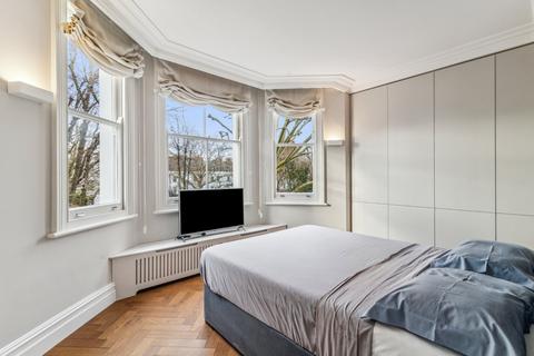 2 bedroom flat to rent, Holland Park, London