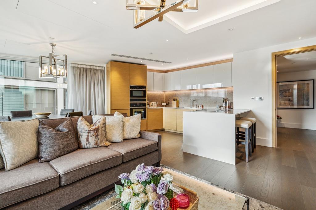 Reception / Kitchen