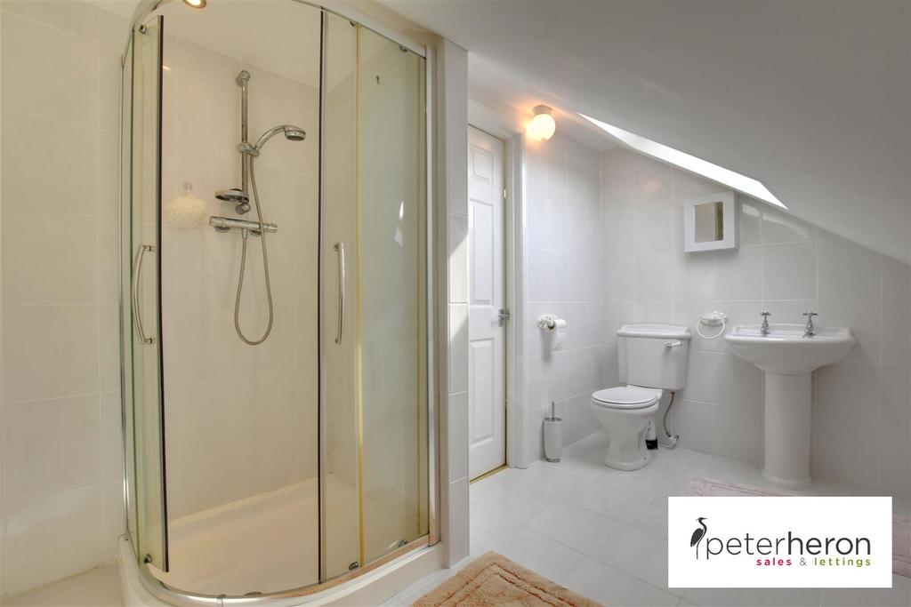 Jack &amp; Jill Shower Room