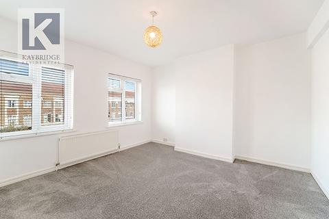 52a Stoneleigh Broadway, Epsom, KT17 2HS