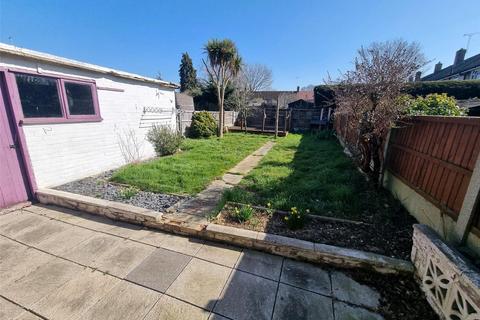 4 Grimston Road, Basildon, SS14 3NG