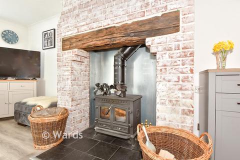 3 bedroom end of terrace house for sale, The Street, Newington, Folkestone, Kent