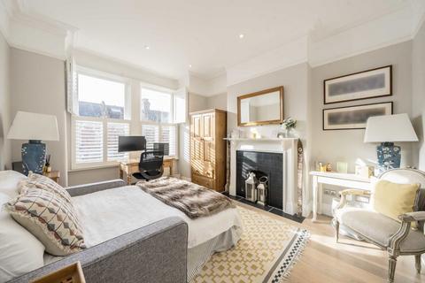 58 Briscoe Road, London, SW19 2AQ
