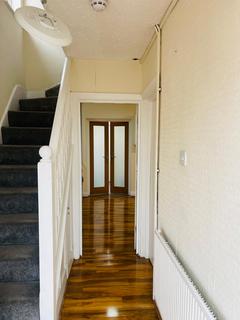 1 bedroom in a house share to rent, Raynton Drive, Hayes UB4