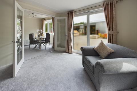 2 bedroom park home for sale, Longdown Road, Exeter EX2