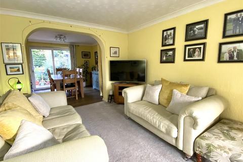 3 bedroom detached house for sale, 11 Woodcrest, Bicton Heath, Shrewsbury, SY3 5EU