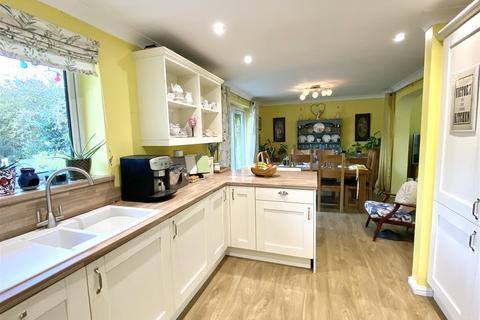 3 bedroom detached house for sale, 11 Woodcrest, Bicton Heath, Shrewsbury, SY3 5EU
