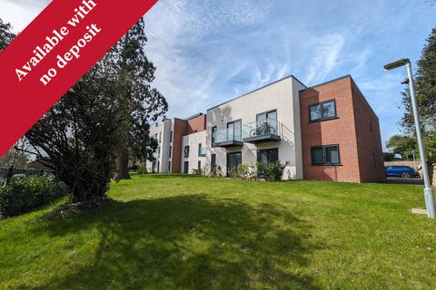 2 bedroom flat to rent, Manthorpe Lodge, Lodge Way, Grantham, NG31