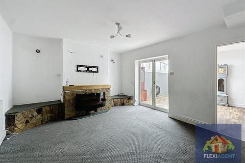 5 bedroom semi-detached house for sale, Southport, Merseyside PR9