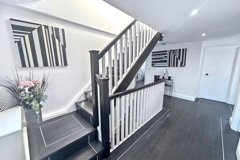 4 Abbey Drive, North Shields, NE30 4JU