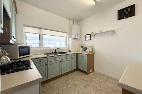 2 bedroom detached bungalow for sale, Welford Road, Wigston LE18